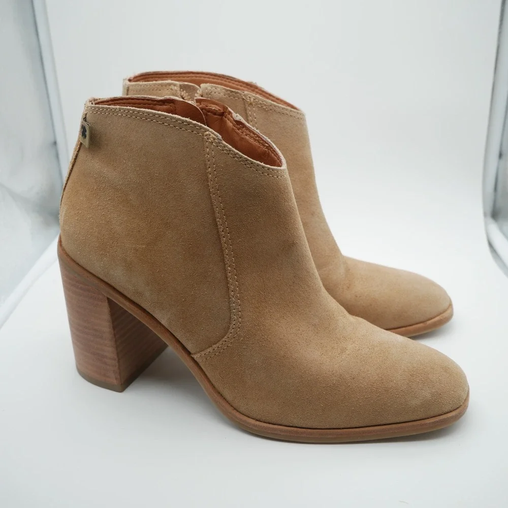 Lucky Brand Pellyon Tan Suede Ankle Booties Block Heel LK-PELLYON Size 8.5 M